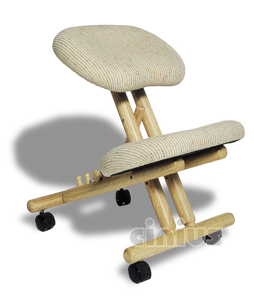 Sedia ergonomica di Cinius in legno, imbottita e con inclinazione regolabile